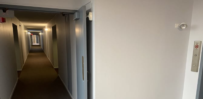 hoa apartment hallway painting in elmhurst