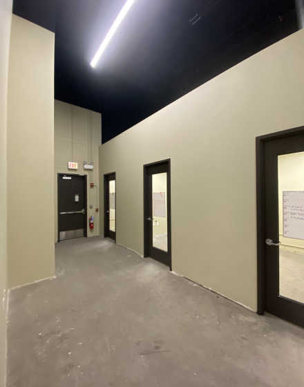 Brewing company’s office interior painting in Chicago project photo 2