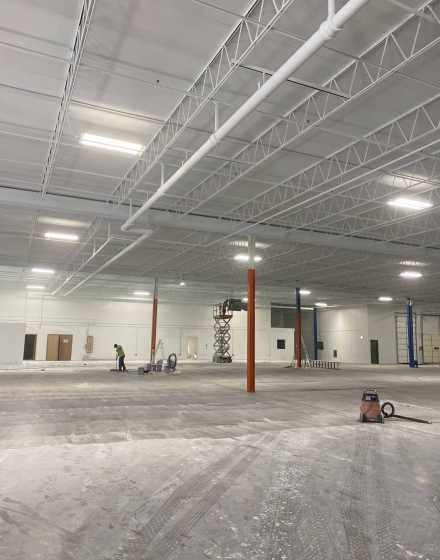 Industrial interior painting for warehouse building in Elk Grove Village project photo 3